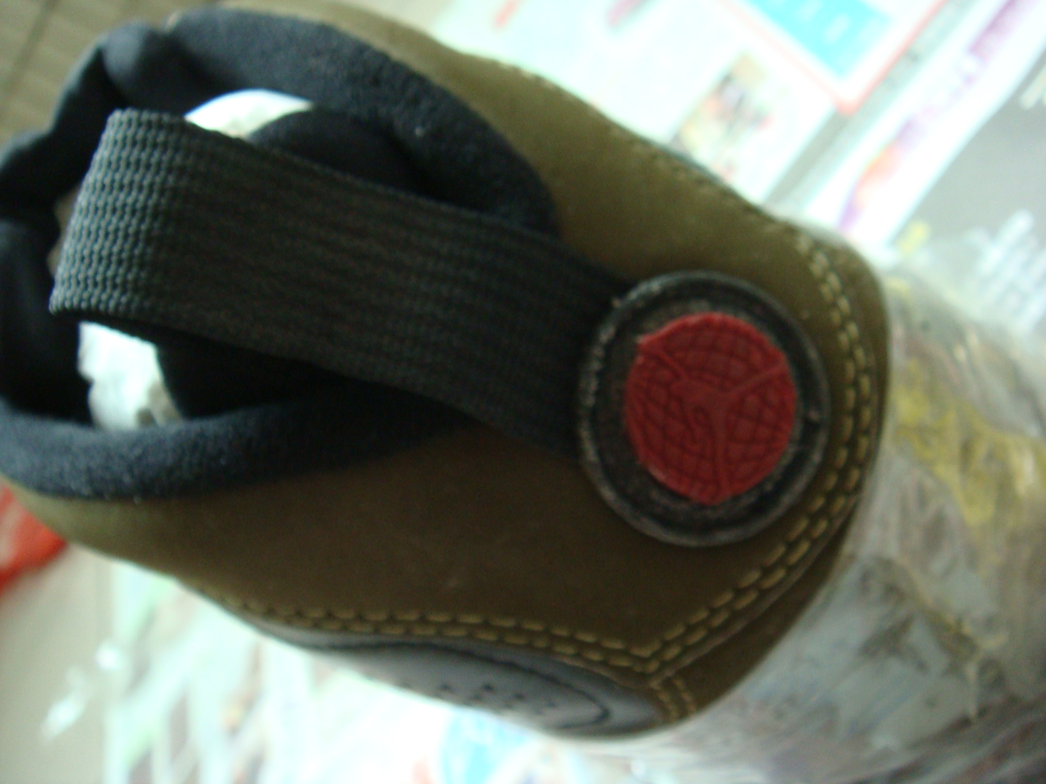 Jordan 9 Olive Dissolved 08