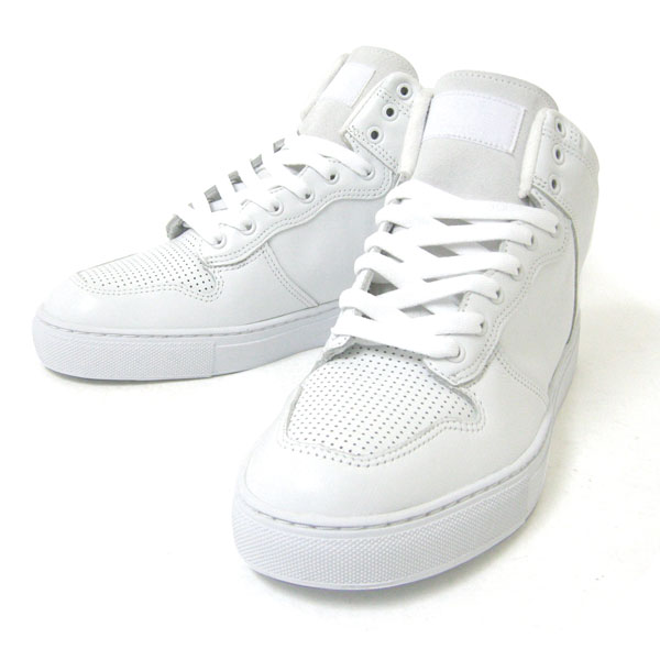 Lux Wht 01