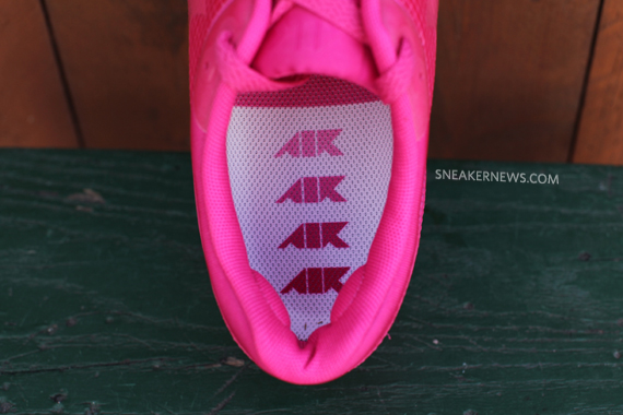 Nike Air Attack Pack Detailed Look 02