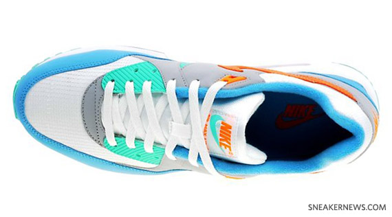 Nike Air Max Light White Sky Blue Cool Mint Orange 4