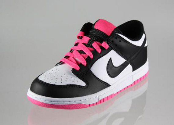 Nike Wmns Dunk Low Black White Pink 04