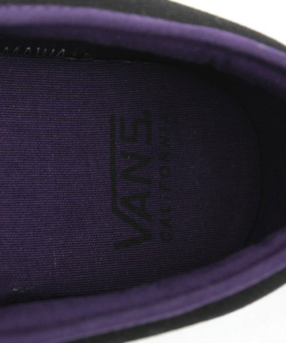 Vans Black Purple Slipon 04