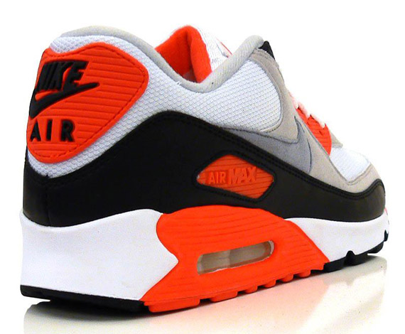 11 05 2010 Am90 Infrared Detail3 1 1