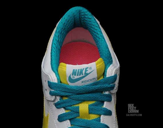 green and yellow dunks low