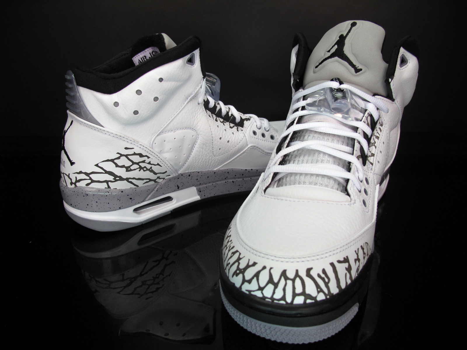 46c0ca0b499e7764bc2aea961385e373