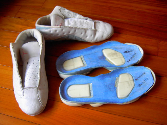 Air Jordan Xiii Lebron Iii Soleswap 01