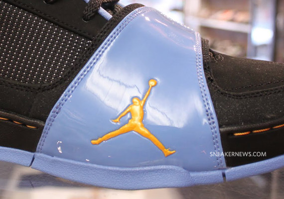 Air Jordan Melo M6 Future Sole – Available Early