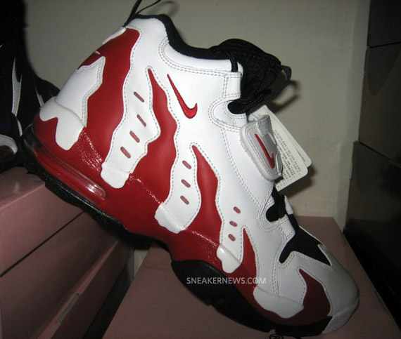 Nike Air DT Max 96 LE – White – Varsity Red – Black | Holiday 2010