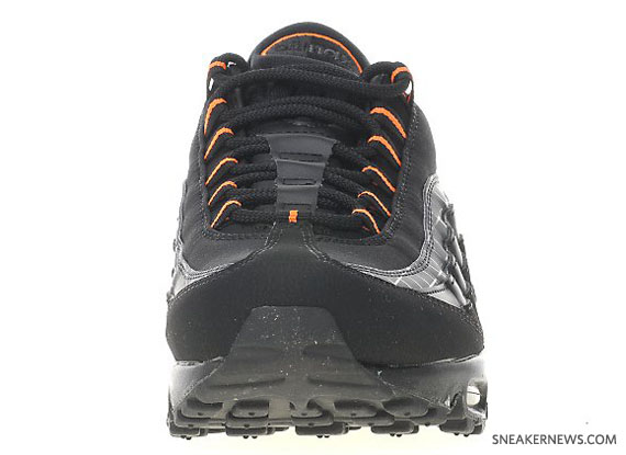Nike Air Max 95 Black Total Orange 04