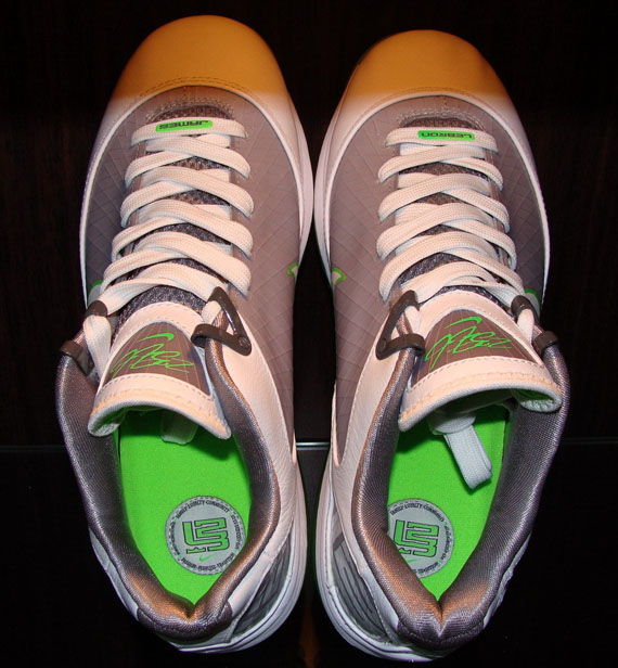 Nike Air Max LeBron VII Low - White - Mean Green | New Images ...