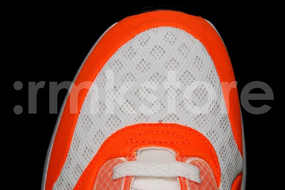 Nike Air Maxim 1 Orange White Black 02