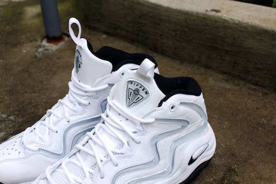 Nike Pippen 1 White Silver 02
