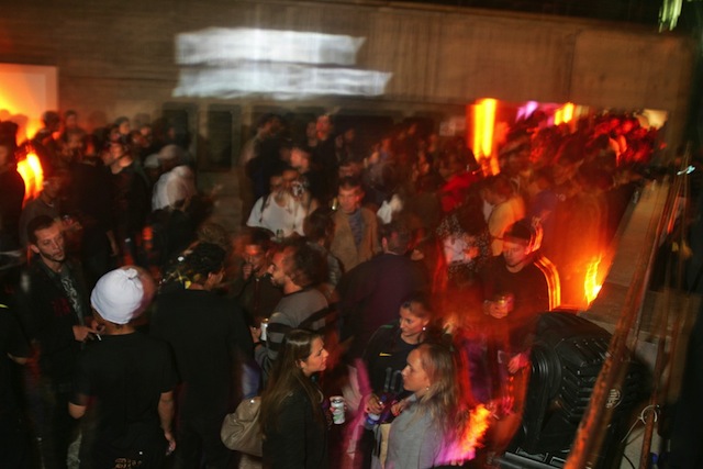 nike-sb-dirty-money-brasil-premiere-7 Nike Sb Dirty Money Brasil Premiere 7