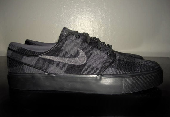 Nike SB Stefan Janoski – Black Buffalo Plaid Sample