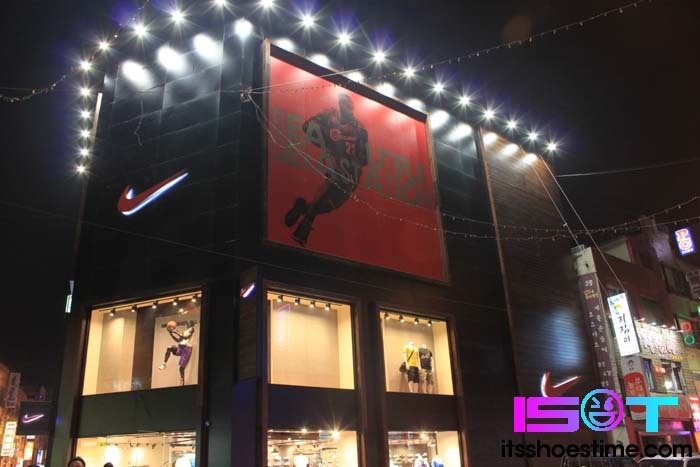 Nike Store Incheon South Korea 02