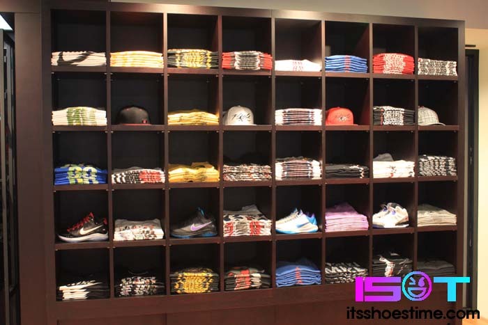 Nike Store Incheon South Korea 12