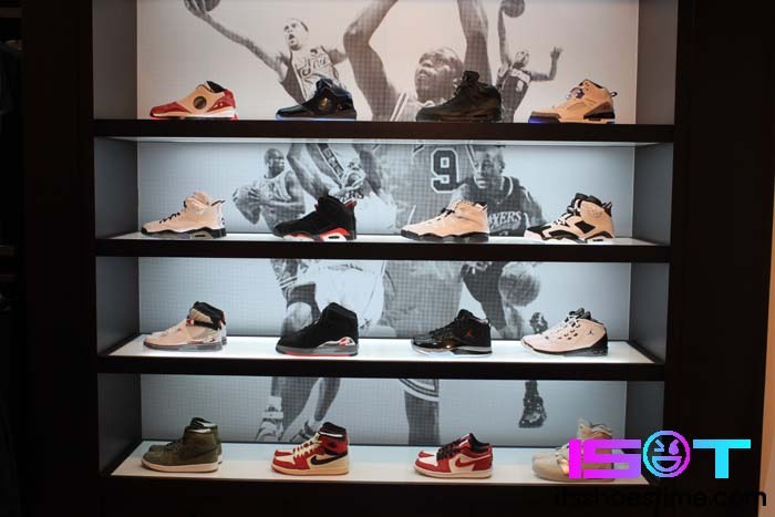 Nike Store Incheon South Korea 22