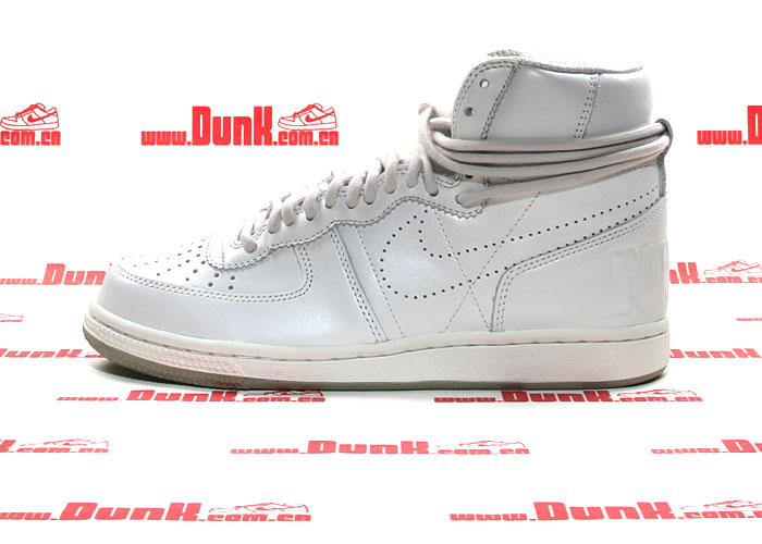 nike-wmns-terminator-high-metallic-summit-white-01 Nike Wmns Terminator High Metallic Summit White 01