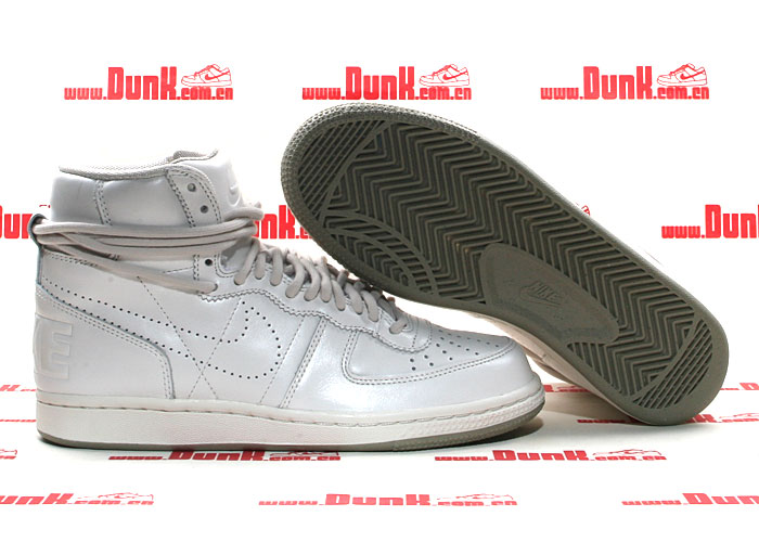 nike-wmns-terminator-high-metallic-summit-white-02 Nike Wmns Terminator High Metallic Summit White 02