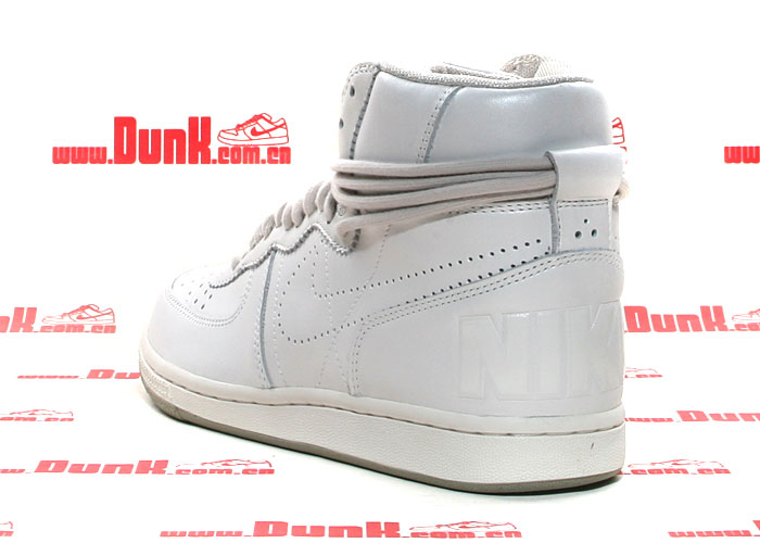 nike-wmns-terminator-high-metallic-summit-white-04 Nike Wmns Terminator High Metallic Summit White 04