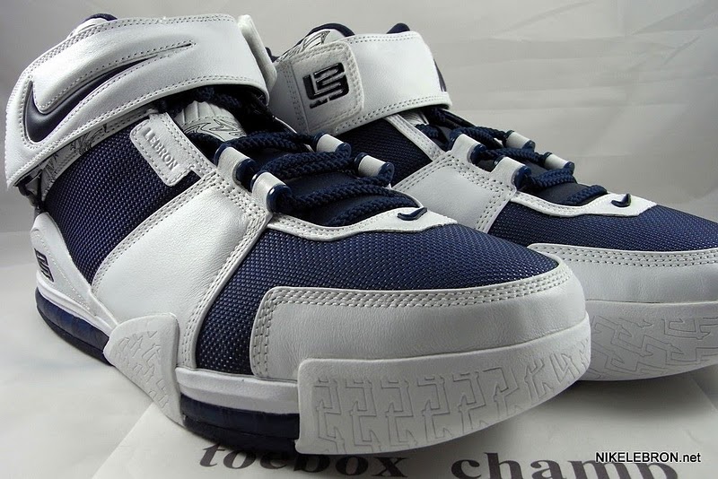 nike-zoom-lebron-2-pe-marshall-faulk-1-05 Nike Zoom Lebron 2 Pe Marshall Faulk 1 05