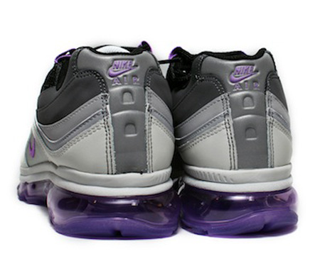 Wmns Nike 24 7 Grey Violet 01