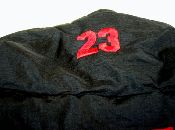 Vintage Air Jordan Warm-Up Suits - Part 1: 'Bred' Edition