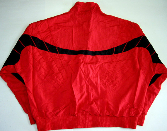 Vintage Air Jordan Warm-Up Suits - Part 1: 'Bred' Edition - SneakerNews.com