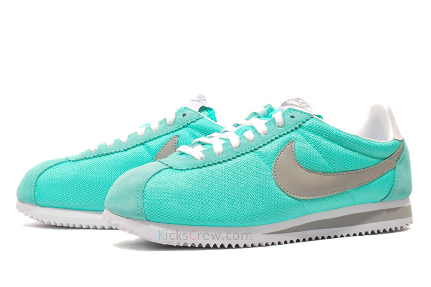 385395-300_2_Wmns Classic Cortez Nylon 09 300 bw 385395 300 2 Wmns Classic Cortez Nylon 09 300 Bw