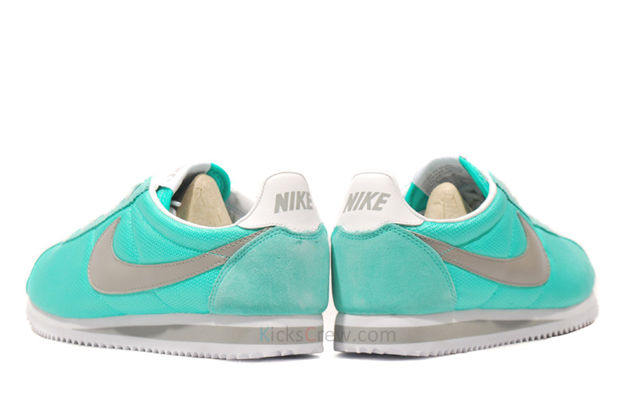 385395-300_4_Wmns Classic Cortez Nylon 09 300 dw 385395 300 4 Wmns Classic Cortez Nylon 09 300 Dw