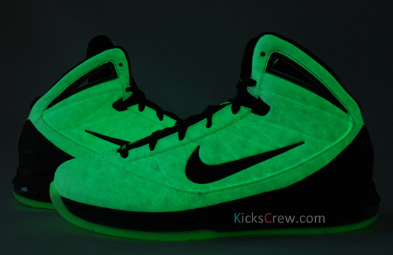 Nike Air Max Hyperize NFW - Glow In The Dark