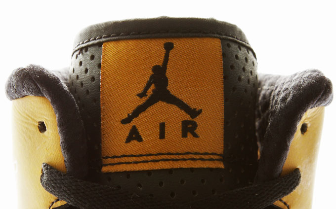 Air Jordan Alpha 1 Chocolate Black 06