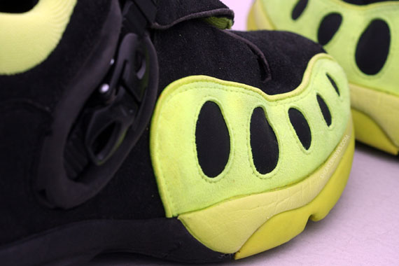 Classics Revisited: Nike Air Zoom GP - Black - Neon Yellow - Varsity Red - 1999