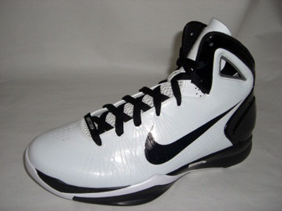 Nike Hyperdunk 2010 - Upcoming Colorways | New Images - SneakerNews.com