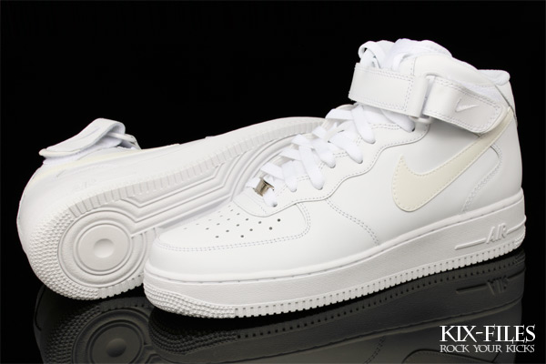 Nike Air Force 1 Mid 3m Swoosh 2
