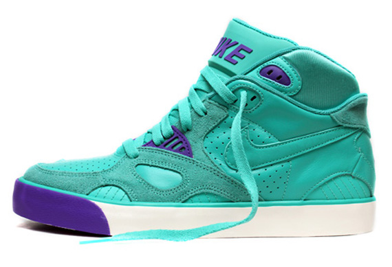 Nike Auto Trainer - New Green - Purple Punch - SneakerNews.com