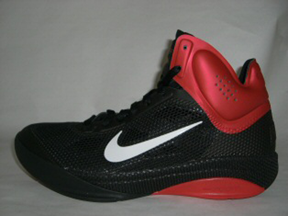 Nike Hyperfuse Black Red 02