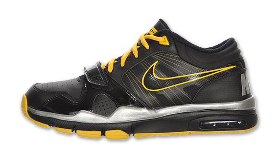 Nike Trainer Mid 12 Livestrong 02