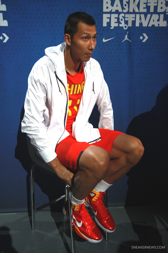 Yi Jianlian Interview 01