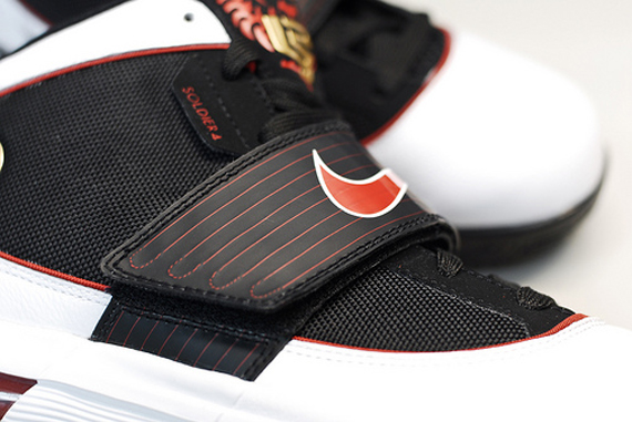 Nike Zoom Soldier IV - Black - White - Red - Gold