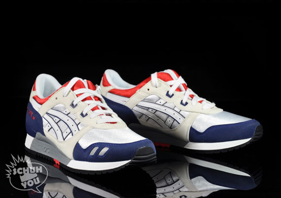 red white and blue asics gel lyte 3