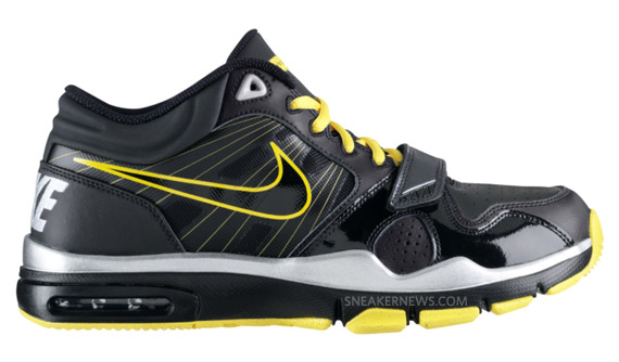 Livestrong X Nike Trainer 1.2 Mid