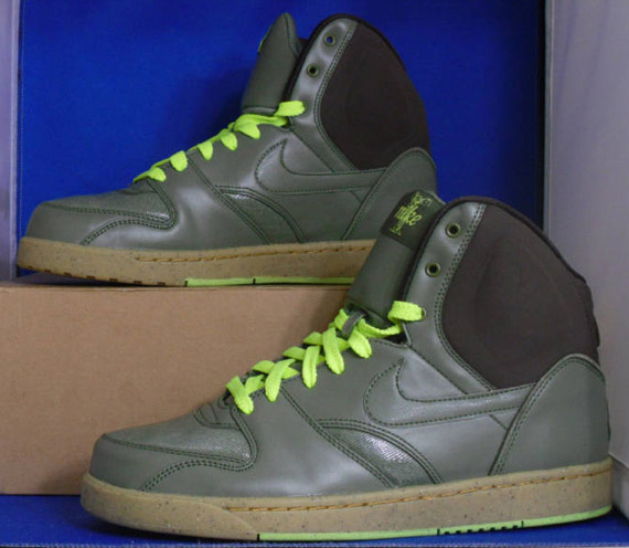rescate centavo Adecuado Nike RT1 High - Olive - Brown - Volt - 'Jedi' | Unreleased Sample -  SneakerNews.com
