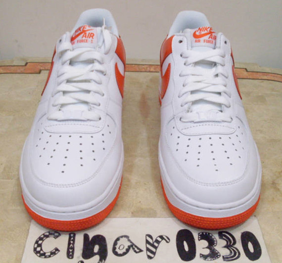 Nike Air Force 1 White Team Orange Sample 3