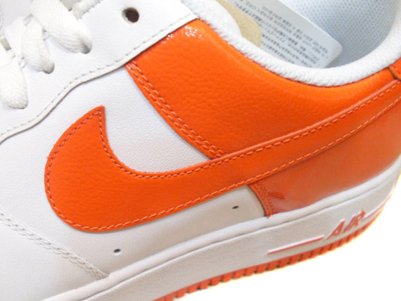 Nike Air Force 1 Low – White – Team Orange – Sample