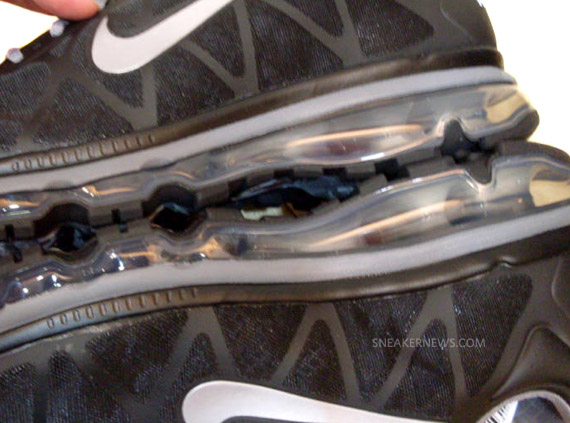 Nike Air Max 2011 - Black - Metallic Silver - Cool Grey | Sample