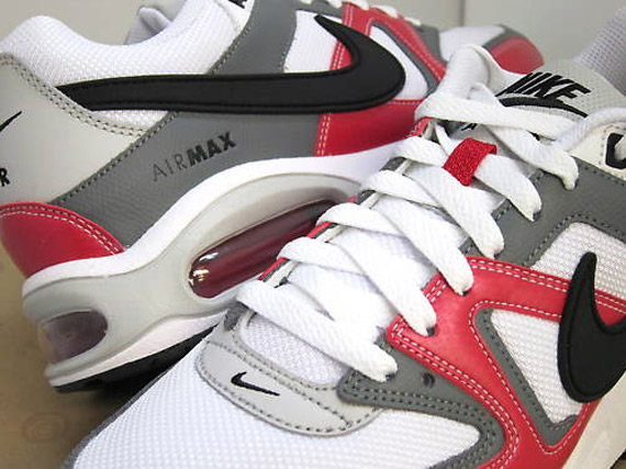 web sarcoom Sluiting Nike Air Max Command - White - Black - Varsity Red - Dark Grey -  SneakerNews.com