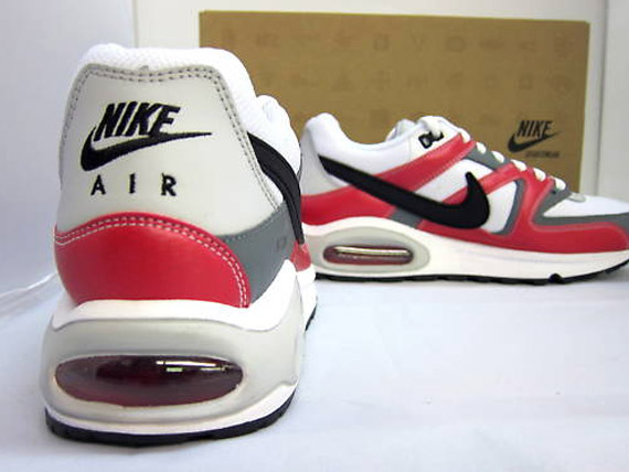 red nike air max command