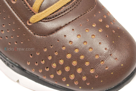Nike Air Zoom Moire Leather – Baroque Brown – Metallic Gold – Birch