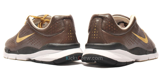 Nike Air Zoom Moire Leather - Baroque Brown - Metallic Gold ... عدد معجبين